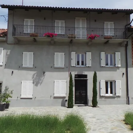 Sotto La Vigna Charm Adult Only Vacation Balcony Bed & Breakfast Montegrosso d'Asti