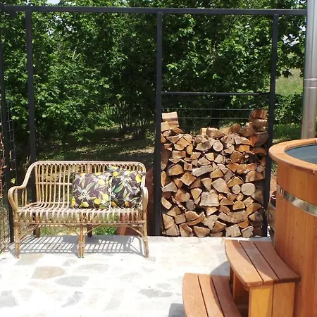 Sotto La Vigna Charm Adult Only Vacation Balcony Bed & Breakfast *